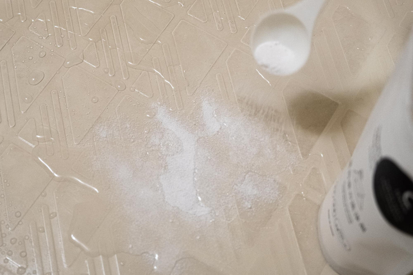 風呂床の洗浄剤