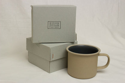 ％PORCELAINS　MUG