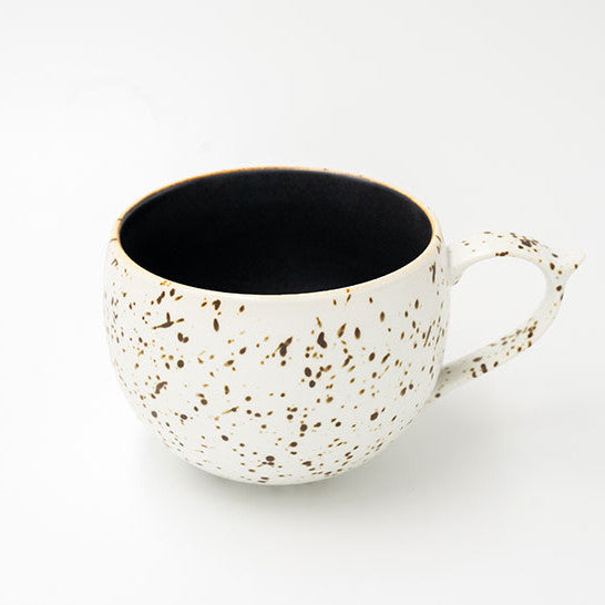 B&W Sabi café au lait mug