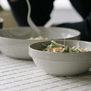 HASAMI PORCELAIN Bowl Round